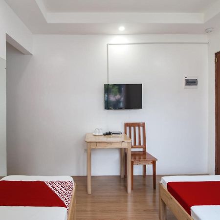 Oyo 777 Rn Guesthouse 몰볼 외부 사진
