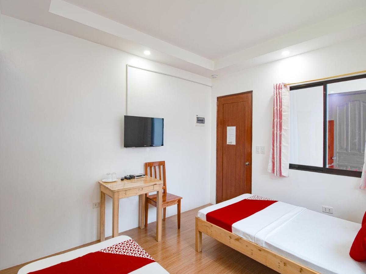 Oyo 777 Rn Guesthouse 몰볼 외부 사진