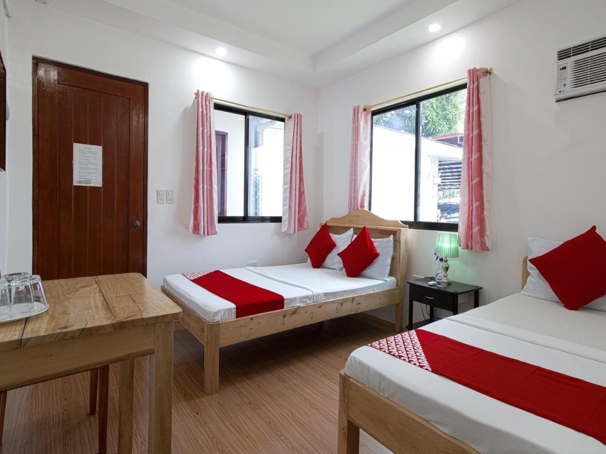 Oyo 777 Rn Guesthouse 몰볼 외부 사진
