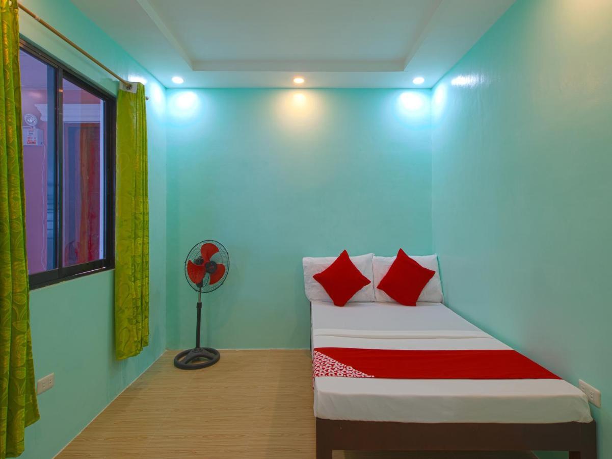 Oyo 777 Rn Guesthouse 몰볼 외부 사진